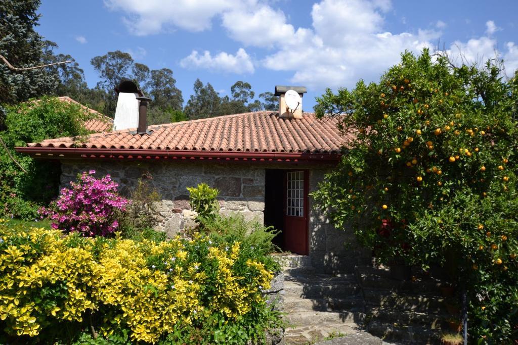 Quinta De Cima De Eiriz Guest House Guimarães Екстериор снимка