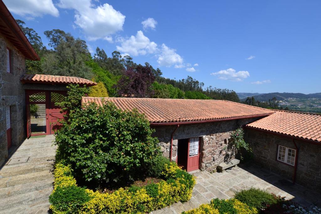 Quinta De Cima De Eiriz Guest House Guimarães Екстериор снимка