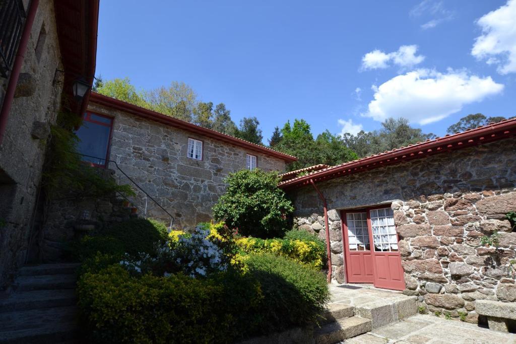Quinta De Cima De Eiriz Guest House Guimarães Екстериор снимка